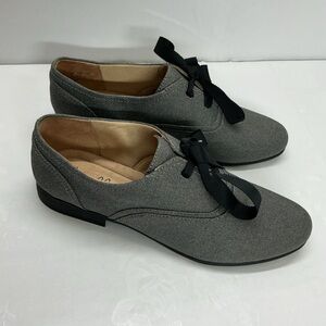 Abella Gray Fabric Oxford Flats with Black Ribbon Ties